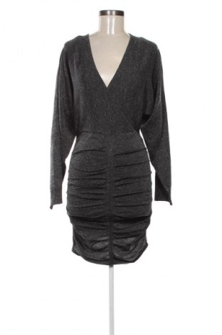Sukienka Missguided, Rozmiar S, Kolor Srebrzysty, Cena 56,99 zł