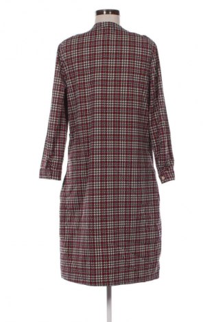 Рокля Mohito, Размер XL, Цвят Многоцветен, Цена 34,99 лв.