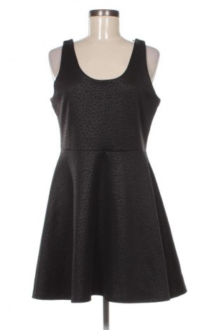 Šaty  Monki, Velikost L, Barva Černá, Cena  279,00 Kč