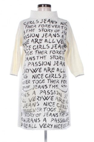 Рокля Much Money, Размер M, Цвят Многоцветен, Цена 47,88 лв.