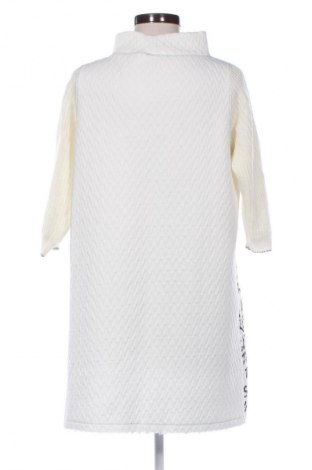 Рокля Much Money, Размер M, Цвят Многоцветен, Цена 47,88 лв.