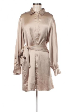 Рокля NA-KD, Размер M, Цвят Бежов, Цена 48,99 лв.