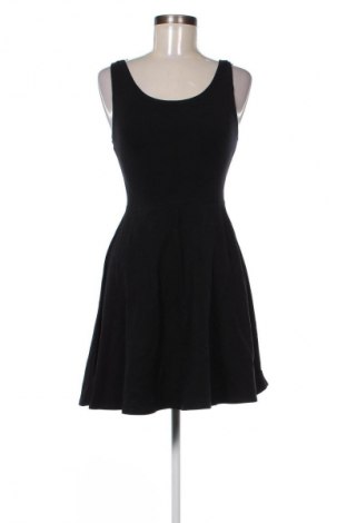 Рокля New Look, Размер M, Цвят Черен, Цена 17,84 лв.