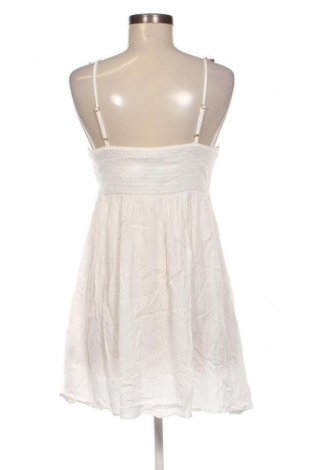 Šaty  New Look, Velikost M, Barva Bílá, Cena  699,00 Kč