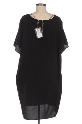 Ruha ONLY Carmakoma, Méret 3XL, Szín Fekete, Ár 27 669 Ft
