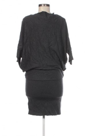 Рокля Phase Eight, Размер M, Цвят Сив, Цена 9,99 лв.