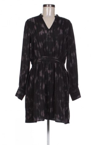 Рокля Pieces, Размер M, Цвят Многоцветен, Цена 26,97 лв.