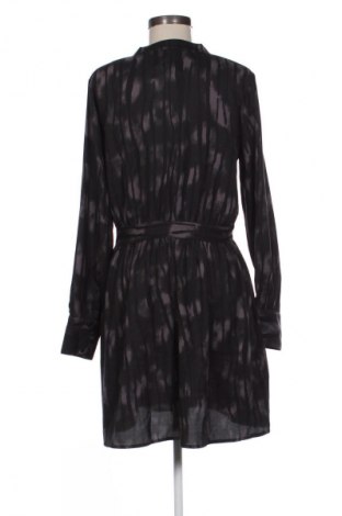 Рокля Pieces, Размер M, Цвят Многоцветен, Цена 26,97 лв.