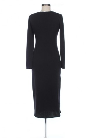 Kleid Poema, Größe M, Farbe Schwarz, Preis 24,49 €