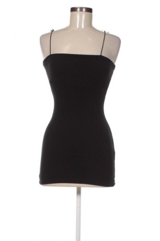 Šaty  Pull&Bear, Velikost XS, Barva Černá, Cena  515,00 Kč