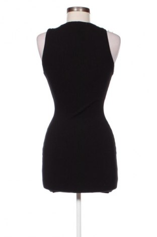 Šaty  Pull&Bear, Velikost M, Barva Černá, Cena  367,00 Kč