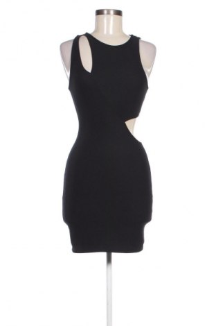 Рокля Pull&Bear, Размер S, Цвят Черен, Цена 58,14 лв.