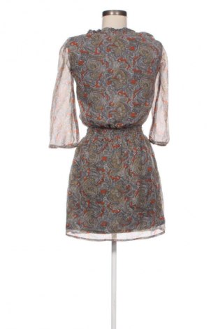 Рокля Reserved, Размер S, Цвят Многоцветен, Цена 29,15 лв.