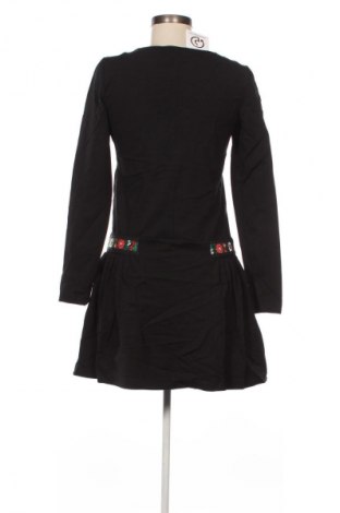 Рокля Reserved, Размер XL, Цвят Черен, Цена 23,99 лв.