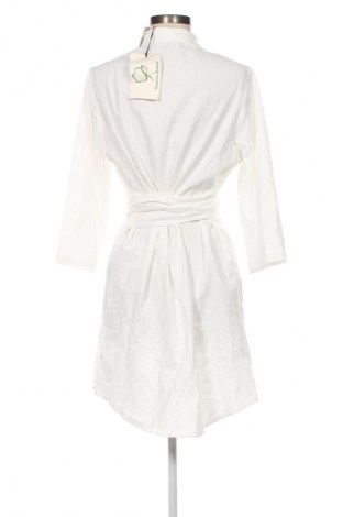 Рокля SHEIN, Размер XL, Цвят Екрю, Цена 54,34 лв.