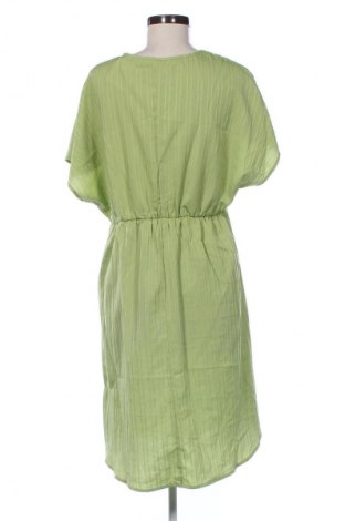 Рокля SHEIN, Размер XL, Цвят Зелен, Цена 19,99 лв.