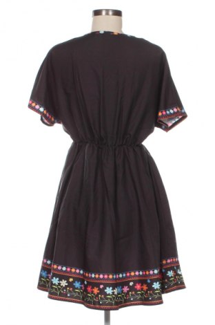 Sukienka SHEIN, Rozmiar M, Kolor Kolorowy, Cena 66,39 zł