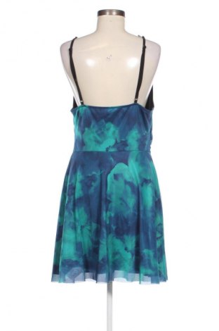 Sukienka SHEIN, Rozmiar XL, Kolor Kolorowy, Cena 67,00 zł