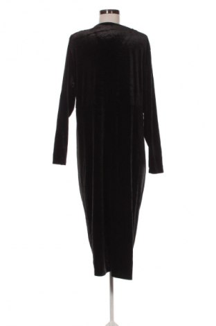 Рокля SHEIN, Размер 3XL, Цвят Черен, Цена 33,99 лв.