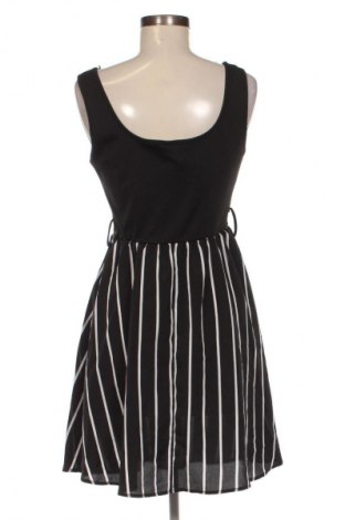 Šaty  SHEIN, Veľkosť M, Farba Viacfarebná, Cena  14,83 €