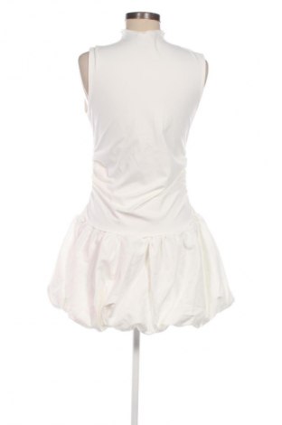 Рокля SHEIN, Размер L, Цвят Бял, Цена 23,99 лв.