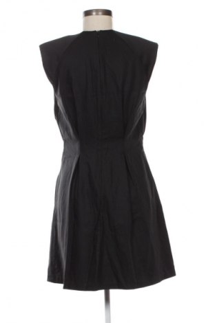 Sukienka Sandro, Rozmiar M, Kolor Czarny, Cena 266,67 zł