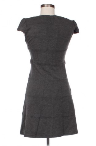 Kleid Select, Größe M, Farbe Grau, Preis 14,83 €