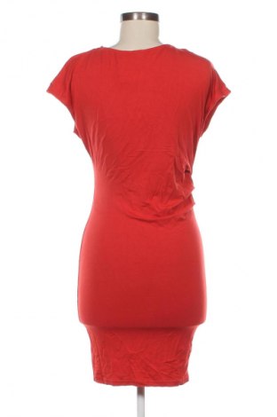 Рокля Selected, Размер S, Цвят Червен, Цена 36,99 лв.