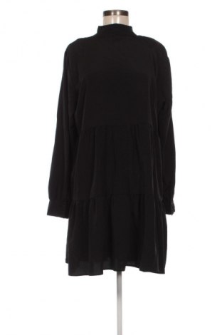 Sukienka Sinsay, Rozmiar XXL, Kolor Czarny, Cena 66,67 zł