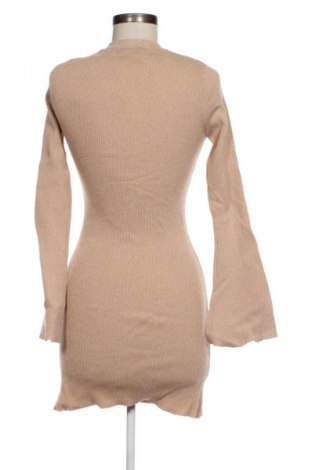 Kleid Stradivarius, Größe S, Farbe Beige, Preis 9,99 €