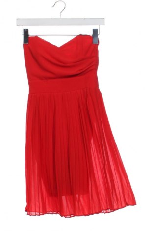 Šaty  TFNC London, Velikost XXS, Barva Červená, Cena  619,00 Kč
