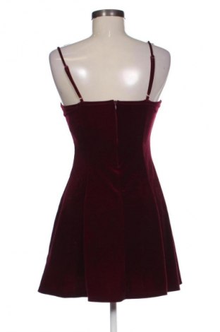 Sukienka Tally Weijl, Rozmiar S, Kolor Czerwony, Cena 40,99 zł