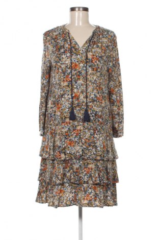 Sukienka Tatuum, Rozmiar M, Kolor Kolorowy, Cena 188,51 zł