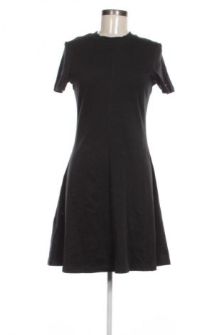 Kleid Tommy Hilfiger, Größe S, Farbe Schwarz, Preis 157,99 €