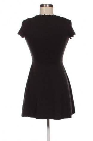 Рокля Tommy Jeans, Размер S, Цвят Черен, Цена 157,99 лв.