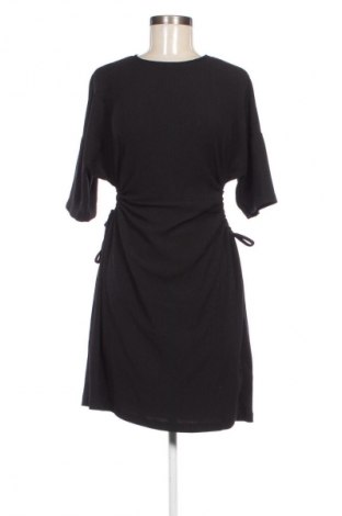Šaty  Trendyol, Veľkosť M, Farba Čierna, Cena  24,55 €