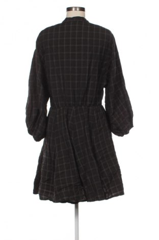 Φόρεμα Unbranded, Μέγεθος XL, Χρώμα Πολύχρωμο, Τιμή 15,00 €