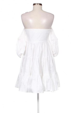 Ruha Unbranded, Méret M, Szín Fehér, Ár 6 793 Ft