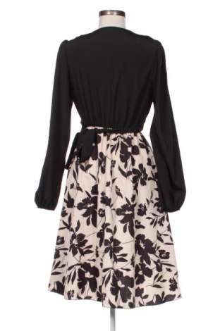 Kleid Unbranded, Größe M, Farbe Mehrfarbig, Preis € 15,00