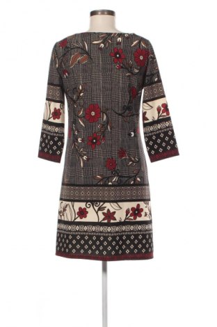 Sukienka Unbranded, Rozmiar M, Kolor Kolorowy, Cena 66,65 zł
