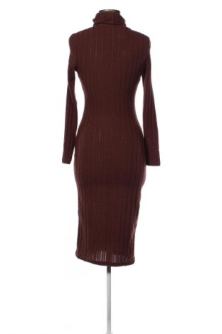 Рокля Unbranded, Размер M, Цвят Кафяв, Цена 28,99 лв.