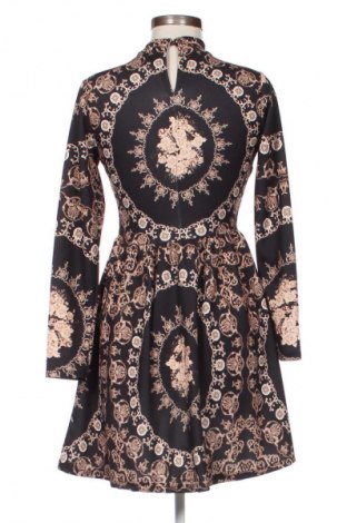 Sukienka Unbranded, Rozmiar M, Kolor Kolorowy, Cena 66,67 zł