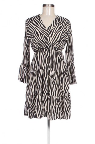 Рокля Unbranded, Размер M, Цвят Многоцветен, Цена 23,99 лв.