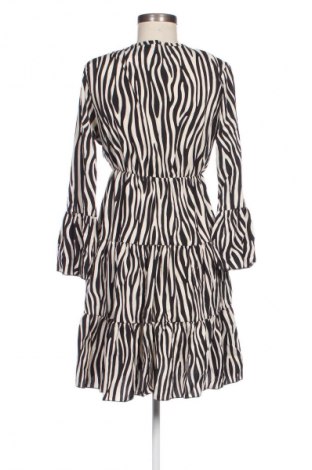 Рокля Unbranded, Размер M, Цвят Многоцветен, Цена 23,99 лв.