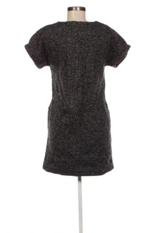 Рокля United Colors Of Benetton, Размер S, Цвят Сив, Цена 35,99 лв.