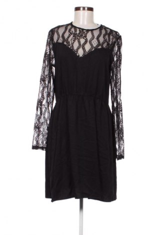 Рокля VILA, Размер M, Цвят Черен, Цена 61,94 лв.