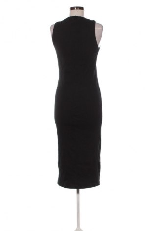 Рокля Vero Moda, Размер M, Цвят Черен, Цена 34,99 лв.