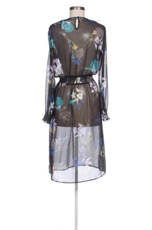 Šaty  WE, Velikost M, Barva Vícebarevné, Cena  369,00 Kč