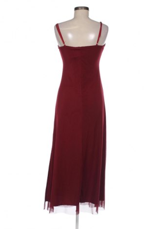 Ruha Wal G, Méret M, Szín Piros, Ár 22 229 Ft