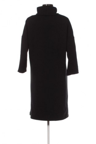 Рокля Yessica, Размер M, Цвят Черен, Цена 13,99 лв.